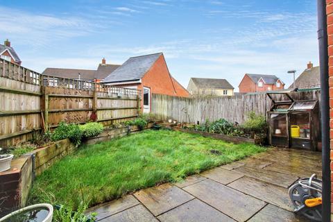 4 bedroom semi-detached house for sale, Acres Way, Aylesbury