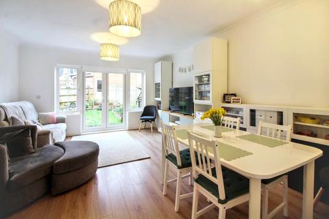 4 bedroom semi-detached house for sale, Acres Way, Aylesbury
