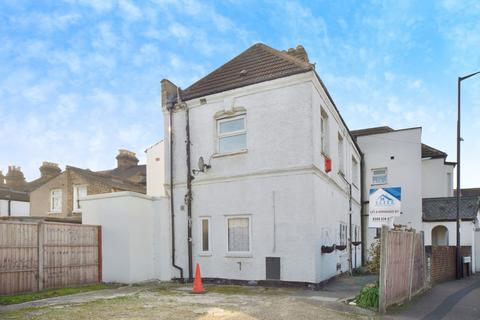 2 bedroom flat for sale, Bury Street, London, N9