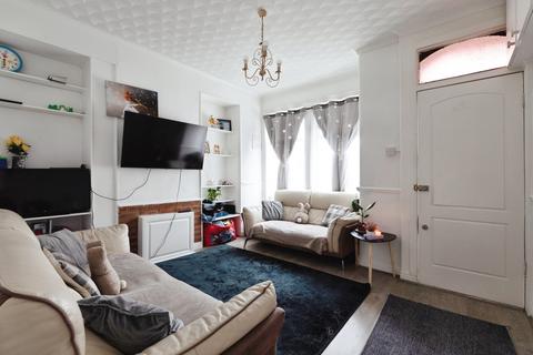 2 bedroom terraced house for sale, Brettenham Road, LONDON, London, N18