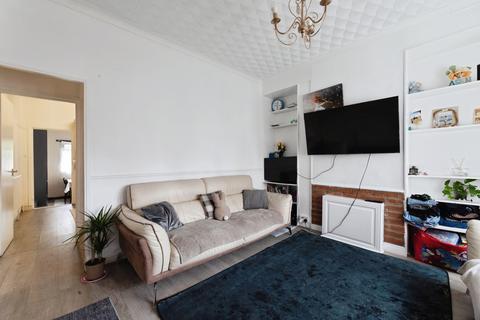2 bedroom terraced house for sale, Brettenham Road, LONDON, London, N18