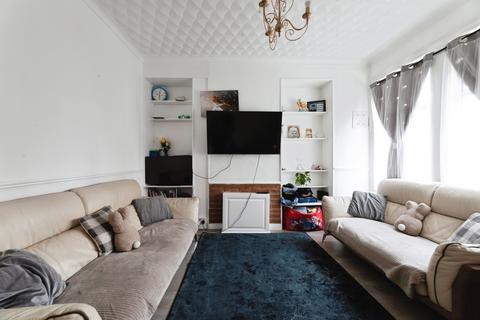 2 bedroom terraced house for sale, Brettenham Road, LONDON, London, N18