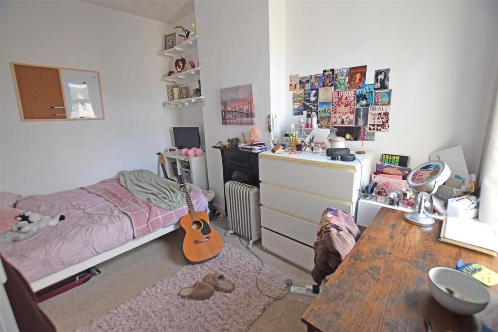 Bedroom3.jpg