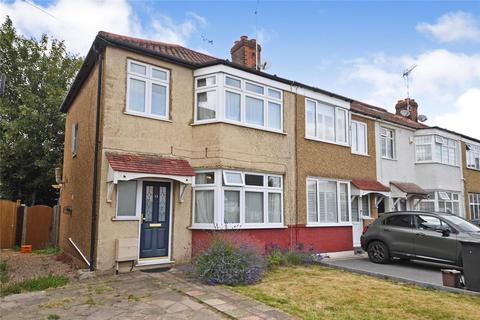 3 bedroom end of terrace house for sale, Connaught Avenue, Enfield, EN1