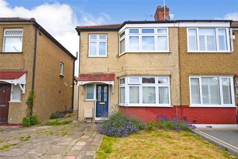 3 bedroom end of terrace house for sale, Connaught Avenue, Enfield, EN1