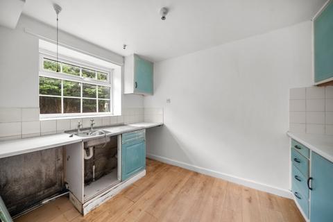 undefined, Bondgate, Harewood, Leeds, West Yorkshire, LS17