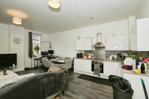 2 bedroom flat for sale, Vicarage Farm Road, Peterborough, Cambridgeshire, PE1