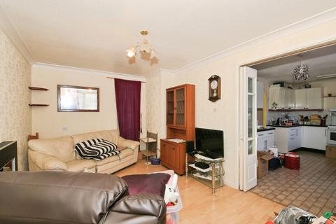 3 bedroom semi-detached house for sale, Worsley, Orton Goldhay, Peterborough, Cambridgeshire, PE2
