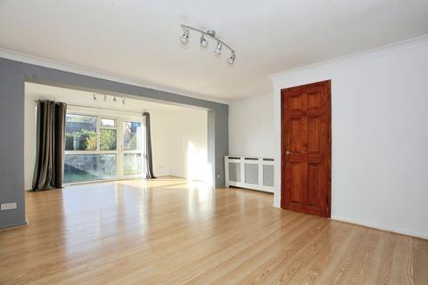 undefined, St. Marys Close, Peterborough, Cambridgeshire, PE1