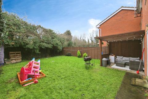3 bedroom detached house for sale, Swan Gardens, Peterborough, Cambridgeshire, PE1