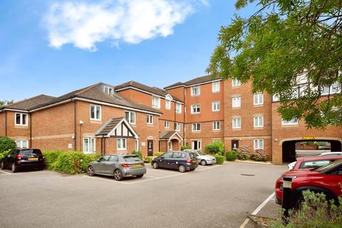 undefined, Darkes Lane, Potters Bar, EN6