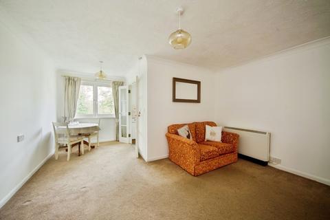 undefined, Darkes Lane, Potters Bar, EN6