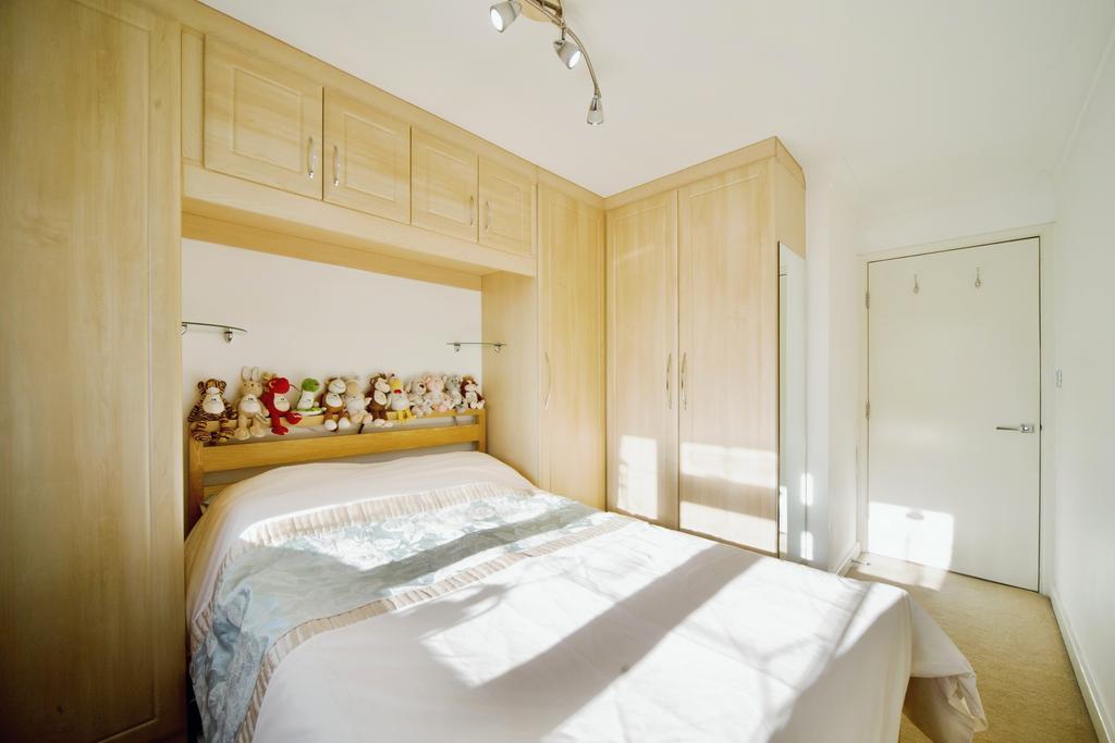 Bed 2