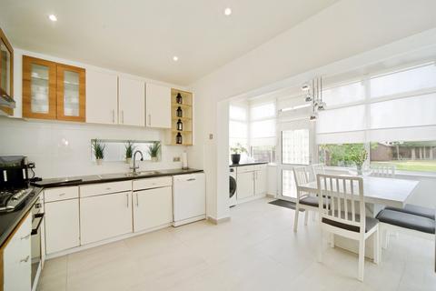 undefined, Osidge Lane, LONDON, London, N14
