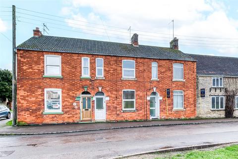 3 bedroom terraced house for sale, The Green, Woodford