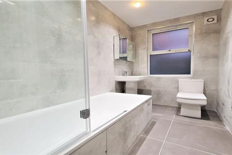 2 bedroom flat to rent, Deacon Road, London NW2