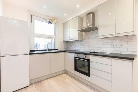 2 bedroom flat to rent, Deacon Road, London NW2
