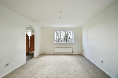 2 bedroom flat for sale, Marshalls Close, London, N11