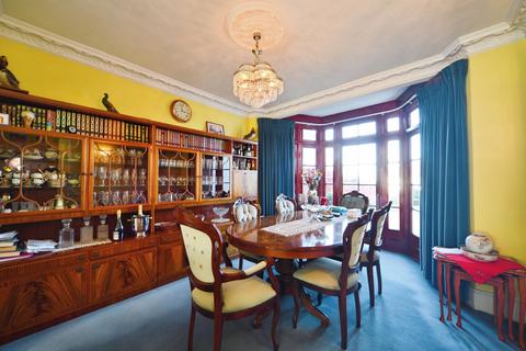 undefined, Oakwood Avenue, London, N14