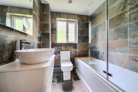 4 bedroom detached house for sale, Brindles Field, Tonbridge, TN9