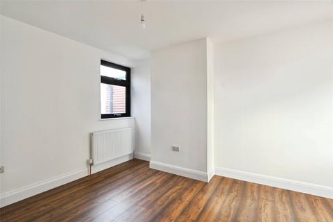 4 bedroom terraced house for sale, Chelmsford Road, London, N14