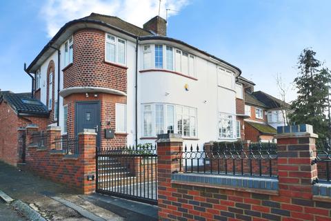 undefined, Hampden Way, London, N14
