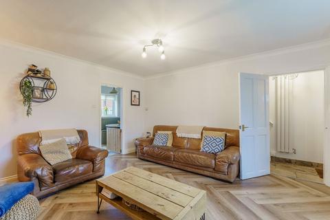 undefined, Curson Terrace, Selby YO8