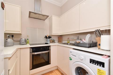 1 bedroom flat for sale, Ashburnham Road, Hastings