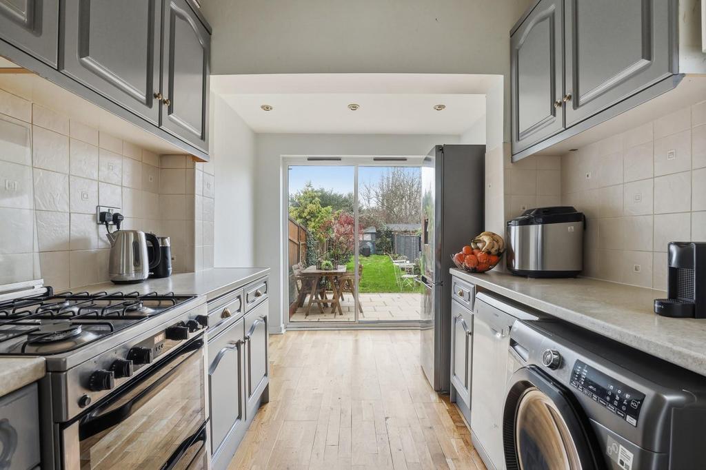 09-2247 JHProp Wpen  - 76 Marlow Road - 25.jpg