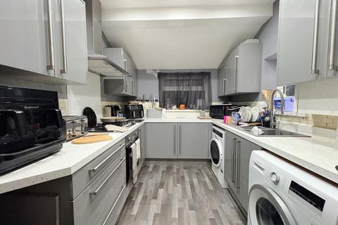 undefined, Thorns Road, Bolton, BL1