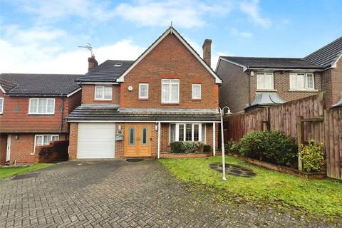 5 bedroom detached house to rent, Five Fields Close, Hertfordshire WD19