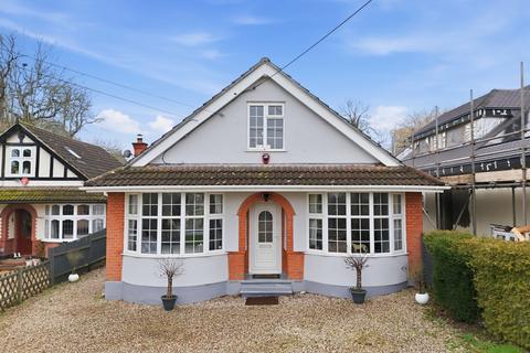 Maldon Road, Margaretting, CM4