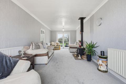 3 bedroom detached house for sale, Maldon Road, Margaretting, CM4