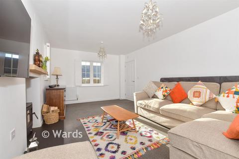 4 bedroom detached house for sale, Hazel Close, Headcorn TN27