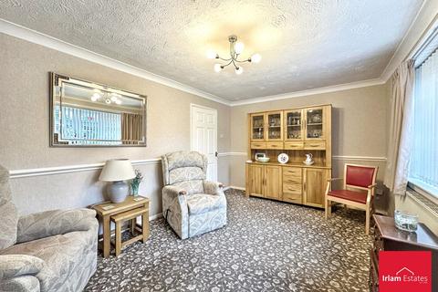 3 bedroom semi-detached house for sale, Sussex Road, Cadishead, M44