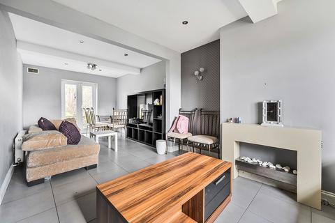 3 bedroom semi-detached house for sale, Holberton Road, Reading, Berkshire