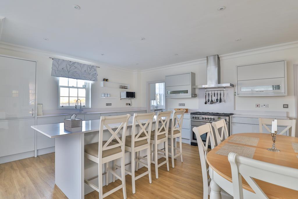Kitchen 3