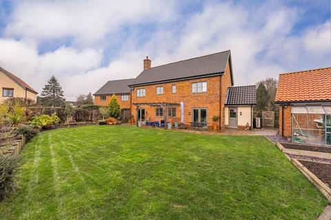 5 bedroom detached house for sale, Hawthorn Drive, Bergh Apton