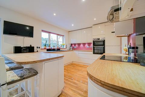 undefined, St Georges Place, Trowbridge BA14