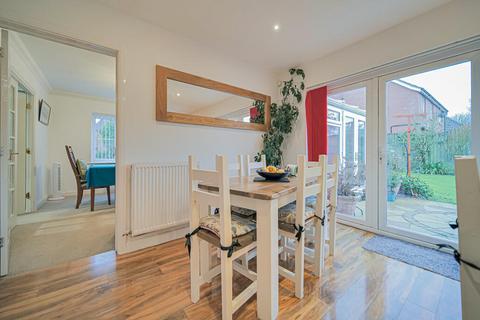 undefined, St Georges Place, Trowbridge BA14