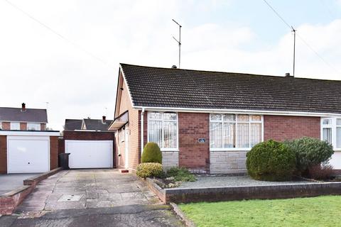 2 bedroom semi-detached bungalow for sale, Greencroft, Kingswinford DY6