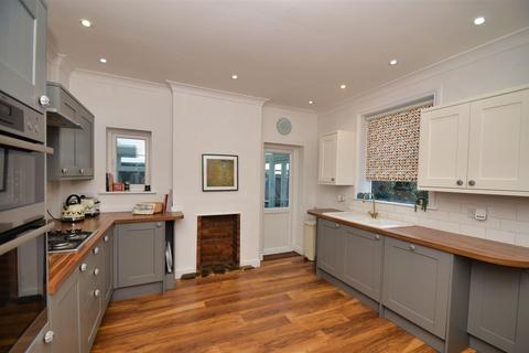 3 bedroom semi-detached house for sale, CENTRAL RYDE