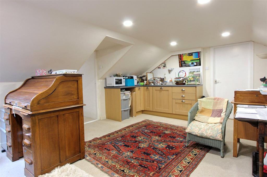 Bedroom/Study