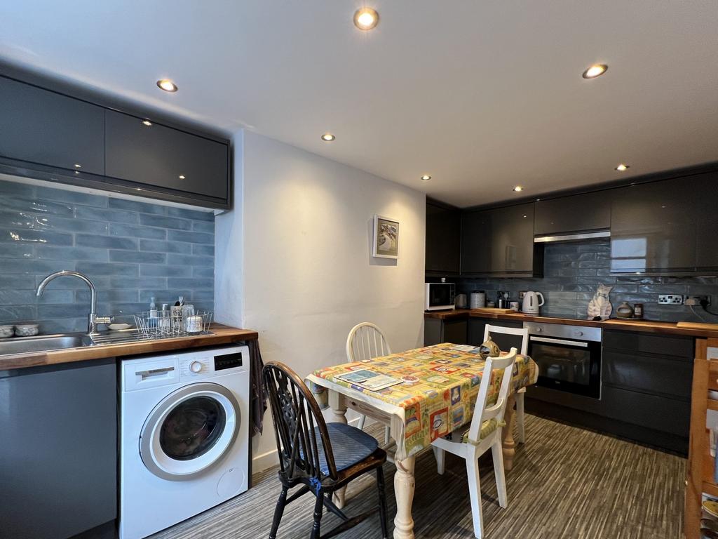 24 Union Street, Kirkcudbright - Williamson and He