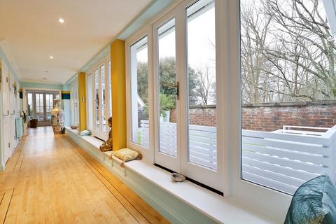 undefined, Branksome Wood Road, Bournemouth BH2