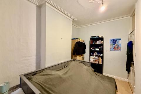 2 bedroom flat for sale, St. Pauls Road