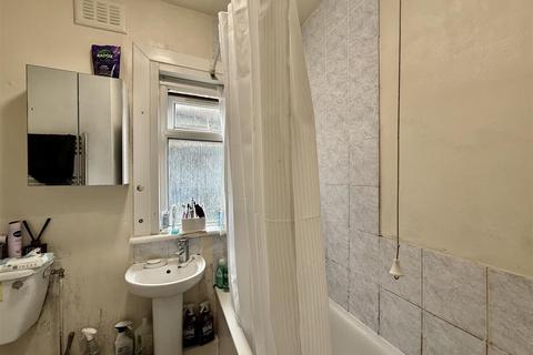 2 bedroom flat for sale, St. Pauls Road