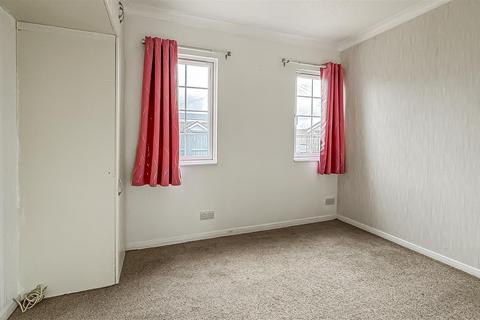 undefined, Leigh Square, Windsor