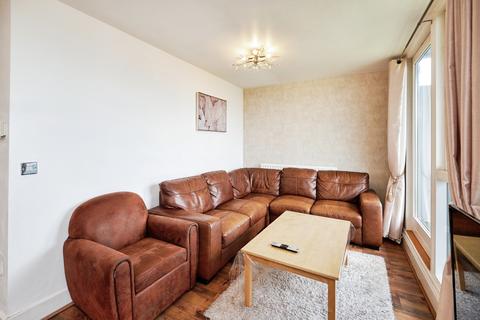 2 bedroom flat for sale, Mason Way, Birmingham, West Midlands, B15