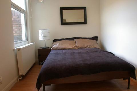 1 bedroom flat to rent, BEAUTIFUL OPEN PLAN FLAT WITH WOOD FLOORS